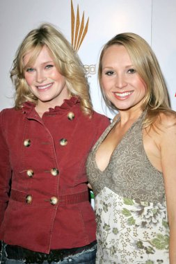 nicholle tom ve alana köri