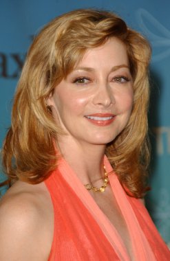 Sharon lawrence
