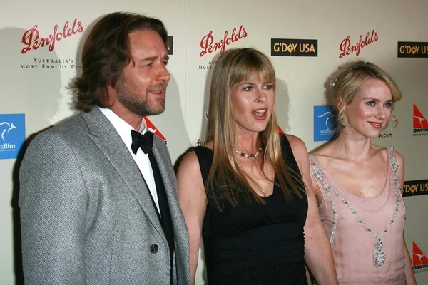 Russell Crowe con Terri Irwin y Naomi Watts — Foto de Stock