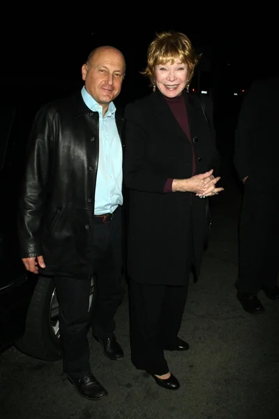 Murray Garrett e Shirley MacLaine — Foto Stock