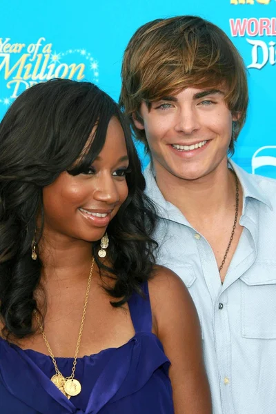 Monique coleman ve zac efron