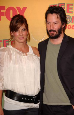 Sandra bullock ve keanu reeves