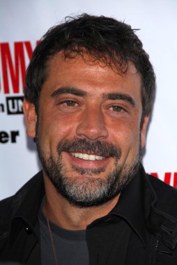 Jeffrey Dean Morgan