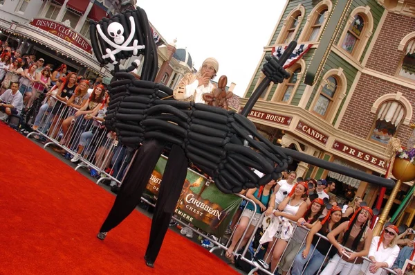 Disney's "Pirates of the Caribbean: Dead Man's Chest" Premiere — Stock Photo, Image