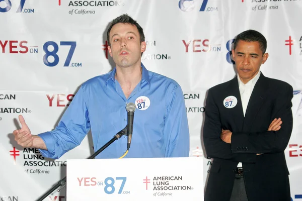 Ben Affleck y Barack Obama — Foto de Stock