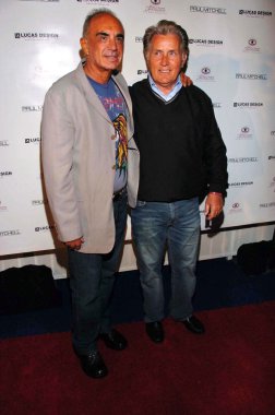 Robert shapiro ve martin sheen