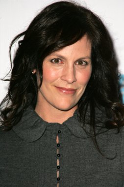 Annabeth Gish