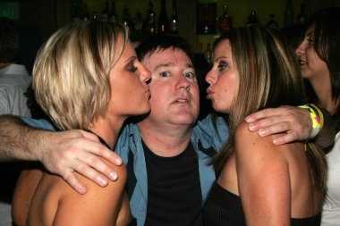 2 yıllık soğuk Heidi ve frank kalabilir yoksa gitmeliyim