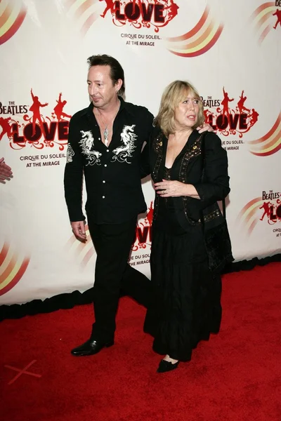Julian Lennon et Cynthia Lennon — Photo