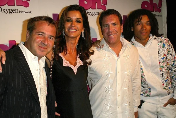 Stewart krasnow ve janice dickinson ile peter hamm ve kodları