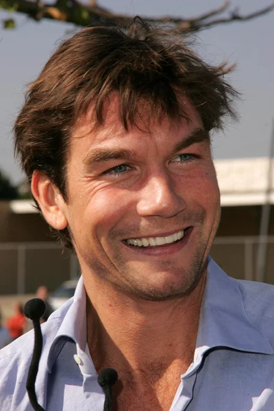 Dog.com tarafından sunulan 5 yıllık bowwowween fayda