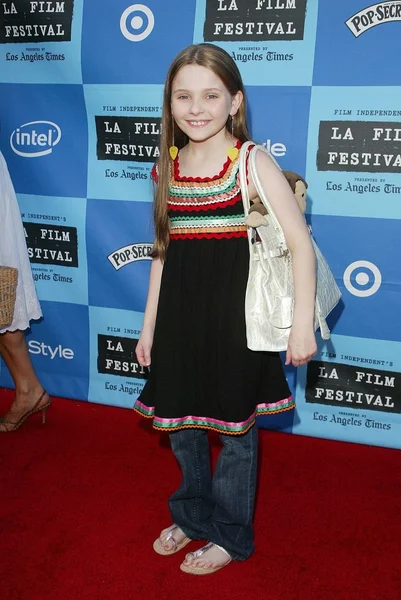 Abigail Breslin at the Closing Night Celebration of the Los Angeles Film Festival Screening of Little Miss Sunshine. Wadsworth Thearter, Brentwood, CA. 07-02-06 — Stock Photo, Image