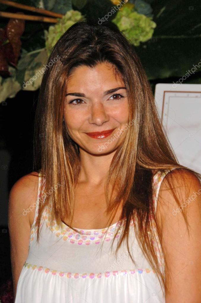 Laura San — Stock Editorial Photo © s_bukley 16380857