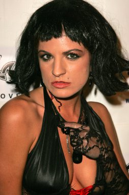 Dave Navarro'nun Cadılar Bayramı iç çamaşırı ve kostüm topu