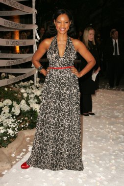 viktor ve rolf koleksiyonu kutluyor, h ve m