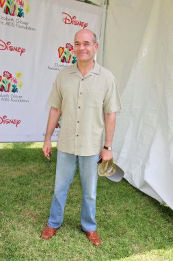 Robert Picardo