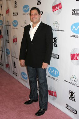 Beverly hills 90210, melrose yeri ve dvd piyasaya ilk sezon