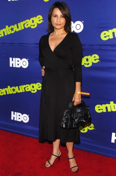 Kathrine Narducci à la première d'Entourage. The Cinerama Dome, Hollywood, Californie. 06-01-06 — Photo