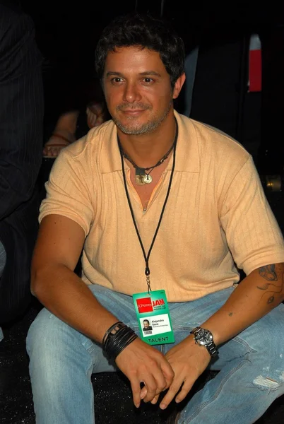 Alejandro Sanz na conferência de imprensa do JCPenny Jam. O concerto para os miúdos das Américas. Shrine Auditorium, Los Angeles, CA. 06-13-06 — Fotografia de Stock