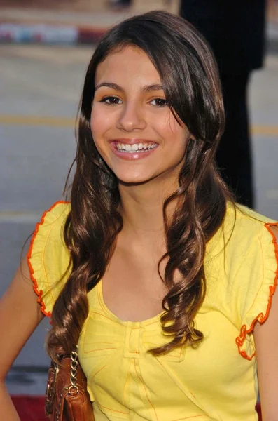 Victoria Justice — Stockfoto