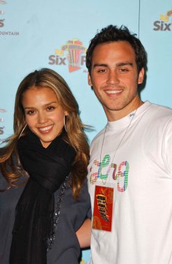 Joe francis doğum günü kutlaması