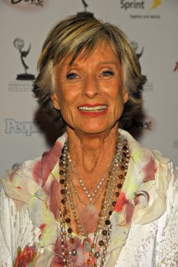 58 yıllık primetime emmy Ödülleri adayları yemek