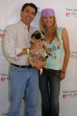 zengin alanlar ve nikki schieler ziering