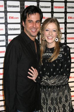 Jonathan silverman ve jennifer finnigan