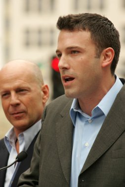 Bruce willis hollywood şöhret töreni yürümek