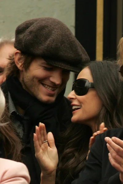 Ashton Kutcher i Demi Moore — Zdjęcie stockowe