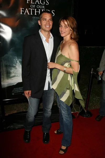 Timothy Olyphant and wife Alexis — Stock Photo, Image