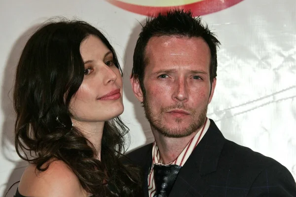 Scott Weiland e la moglie Mary — Foto Stock