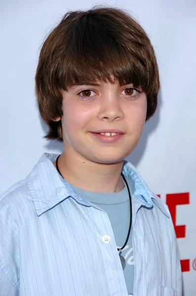Alexander Gould at the season two premiere of Weeds. Egyptian Theatre, Hollywood, CA. 07-19-06 — Stock Photo, Image