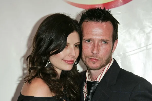 Scott weiland och hustru Maria — Stockfoto