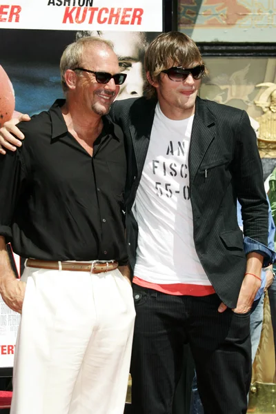 Kevin Costner Hand and Foot Print Ceremony — Stock Photo, Image