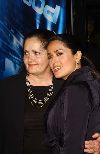 Salma Hayek and her mother — Stock Photo, Image