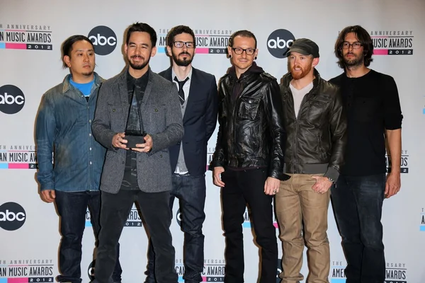 Linkin Park at the 40th American Music Awards Press Room, Nokia Theatre, Los Angeles, CA 11-18-12 — Stok fotoğraf