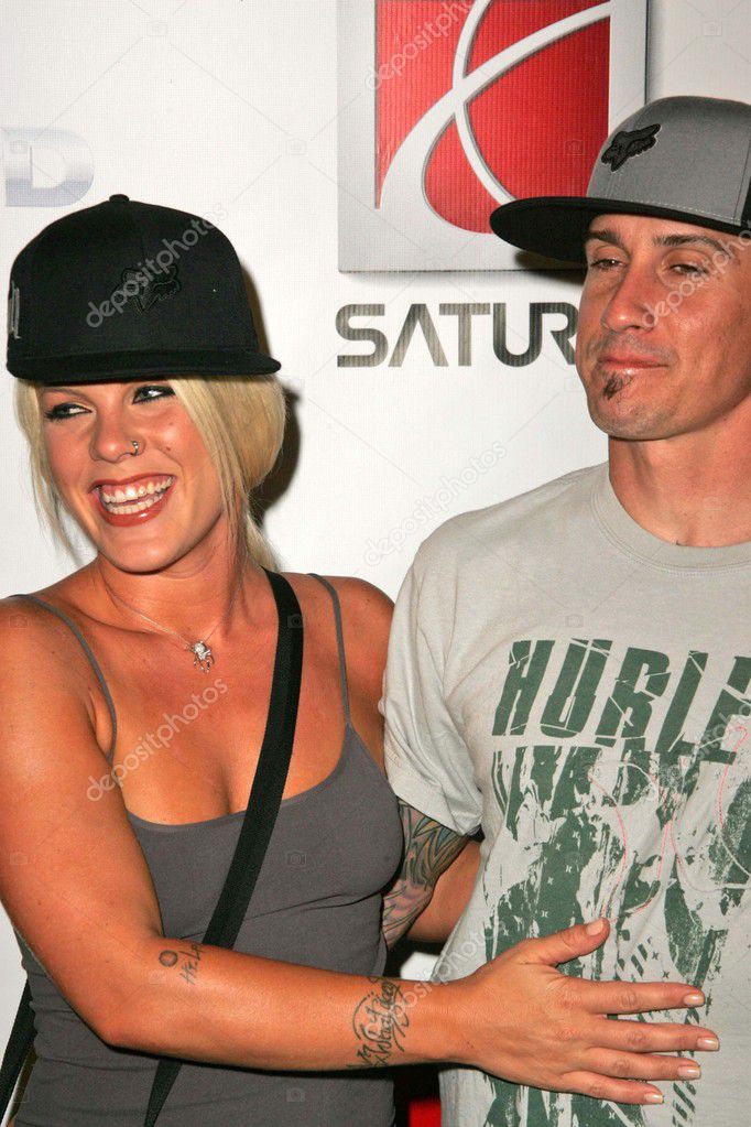 Pink and Carey Hart Stock Editorial Photo © s_bukley 16408449