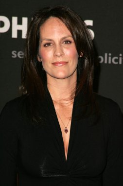 Annabeth Gish