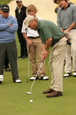 8 yıllık michael douglas ve lexus tarafından sunulan arkadaşlar