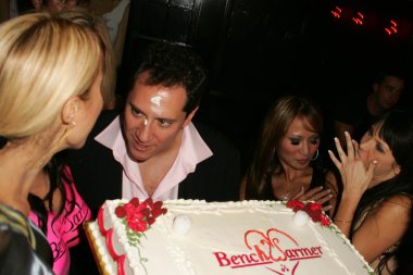 Tabitha brian Taylor'ın wallos ve jennifer cantrell