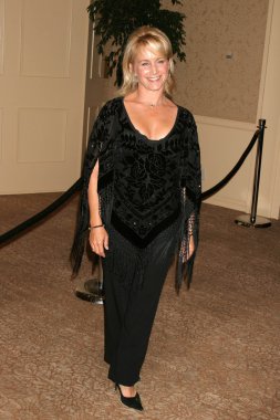 Beverly hills 90210, melrose yeri ve dvd piyasaya ilk sezon