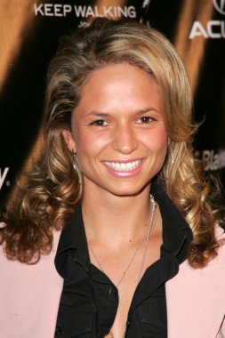 Gen art 9 yıllık yeni yüzler moda