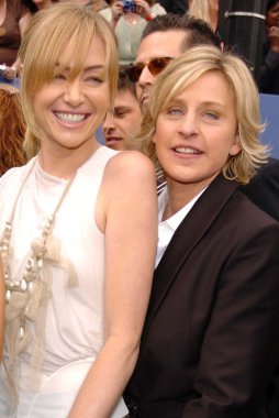 Portia Di Rossi and Ellen DeGeneres clipart