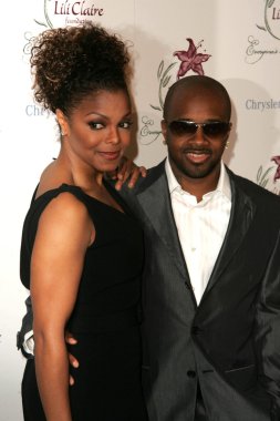 9 yıllık benefit lili için claire Vakfı