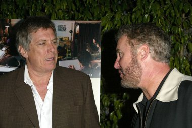 Russell smith ve william l. petersen