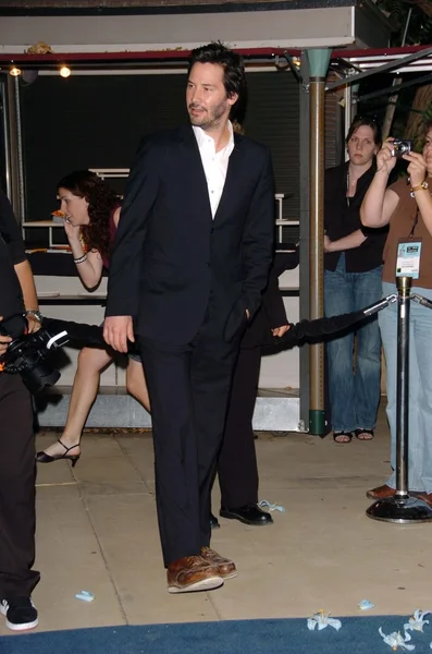 Keanu reeves bij de los angeles premiere screening van een scanner darkly voor de los angeles filmfestival. John anson ford amfitheater, los angeles, ca. 06-29-06 — Stockfoto