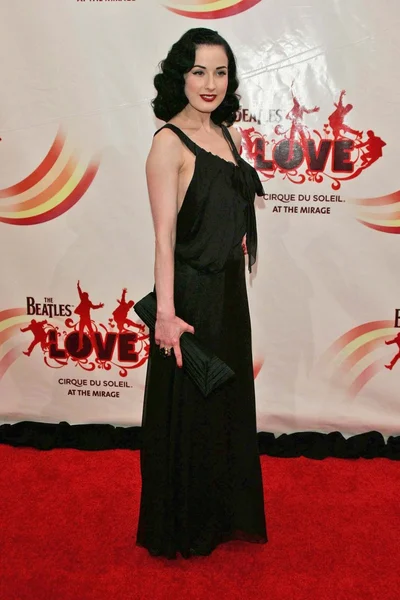 "The Beatles LOVE By Cirque Du Soleil "Gala Premiere — Foto Stock