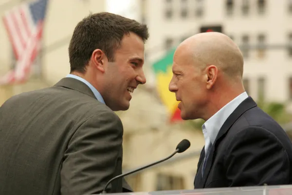 Ben affleck och bruce willis — Stockfoto