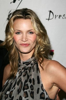 Johnnie Walker İskoç eteği 2006 için giyinmiş